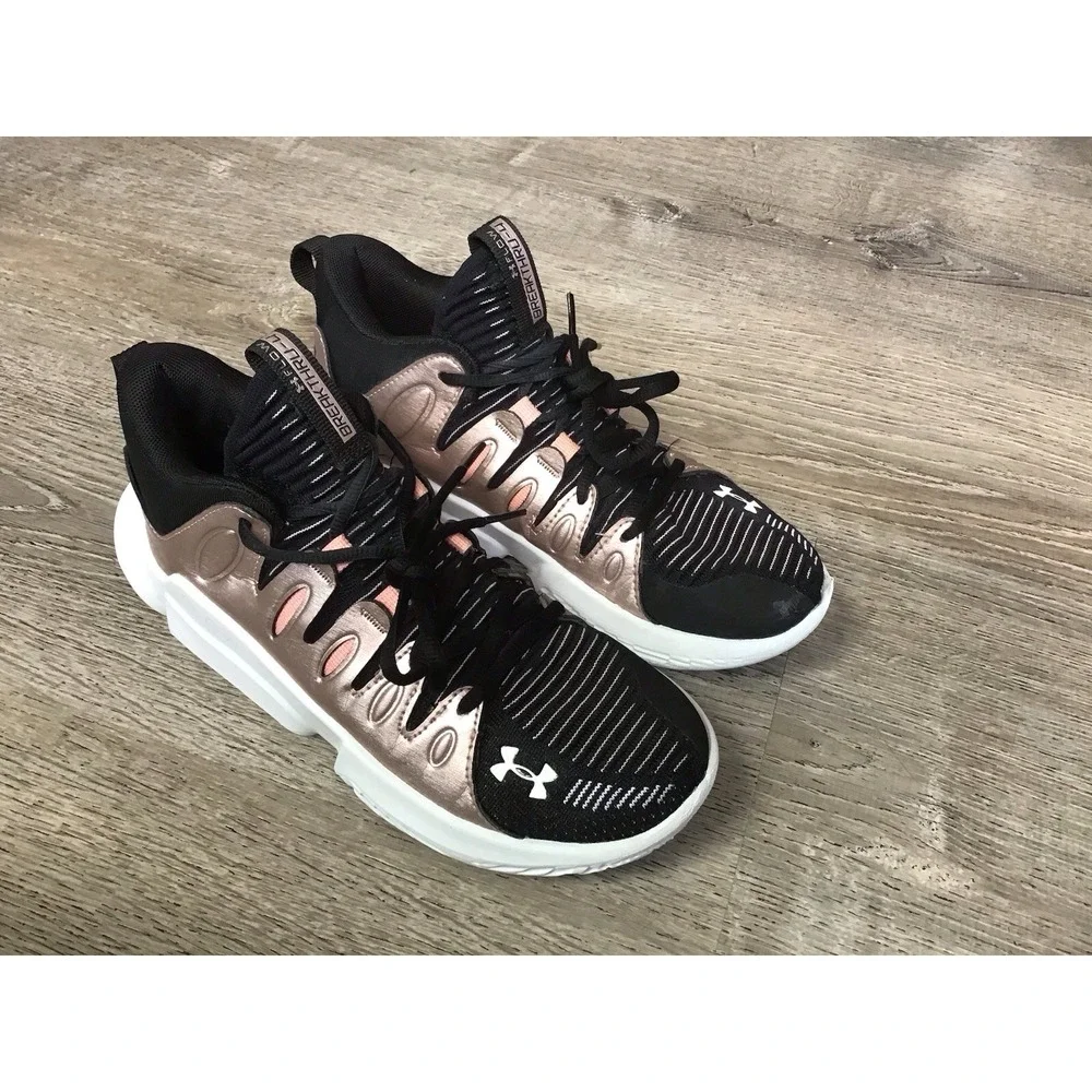 Under Armor Womens Shoes Flow 4 Breakthru Size 8 Black Pink Metallic 3026641-00